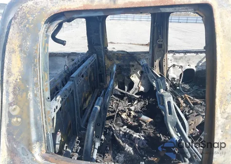 2019 GMC Sierra 1500 Limited Sle z USA, uszkodzony, nr VIN 2GTV2MEC8K1213294